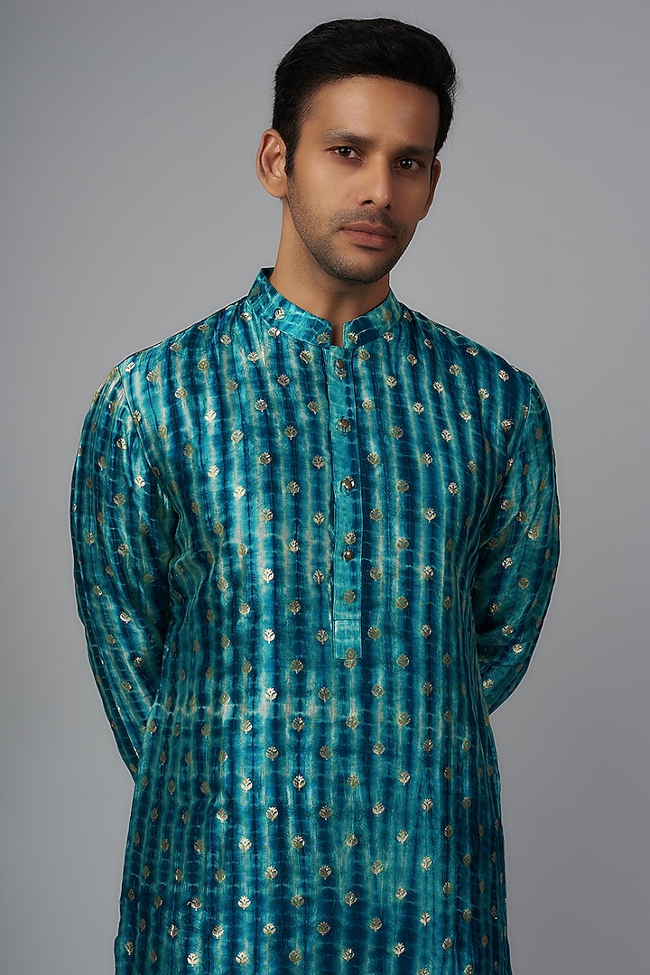 Teal Bandhani Silk Kurta Set by Qbik Men at Pernia's Pop Up Shop