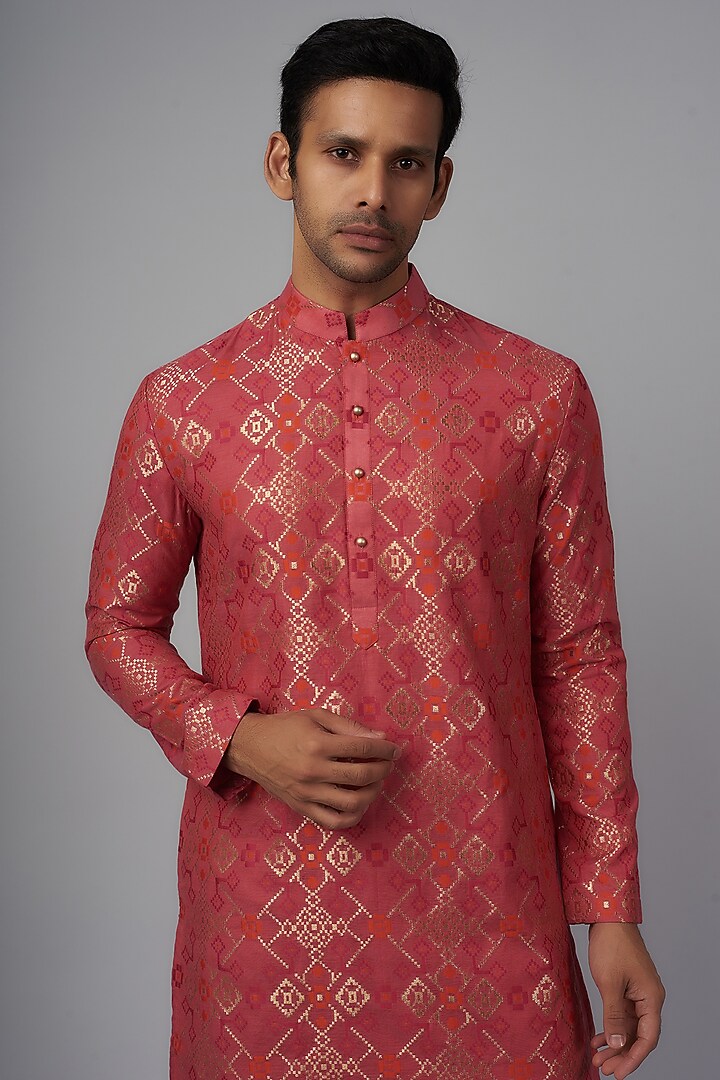 Pink Chanderi Kurta Set by Qbik Men at Pernia's Pop Up Shop