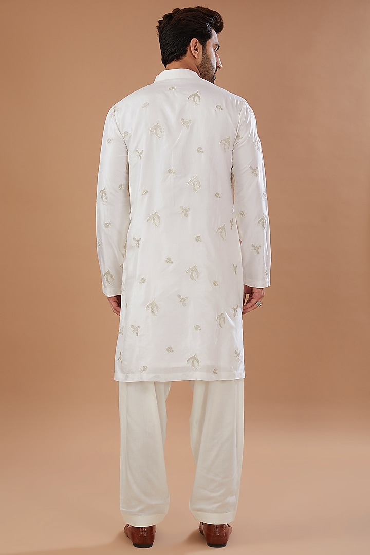 Ivory Chanderi Silk Zari Embroidered Kurta Set by Qbik Men at Pernia's Pop Up Shop