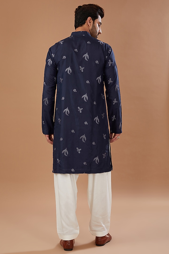 Navy Blue Chanderi Silk Zari Embroidered Kurta Set by Qbik Men at Pernia's Pop Up Shop