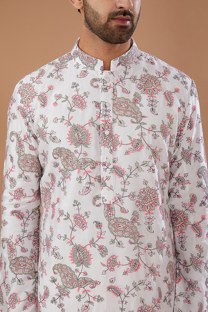 Ivory Chanderi Silk Thread Embroidered Kurta Set by Qbik Men at Pernia's Pop Up Shop