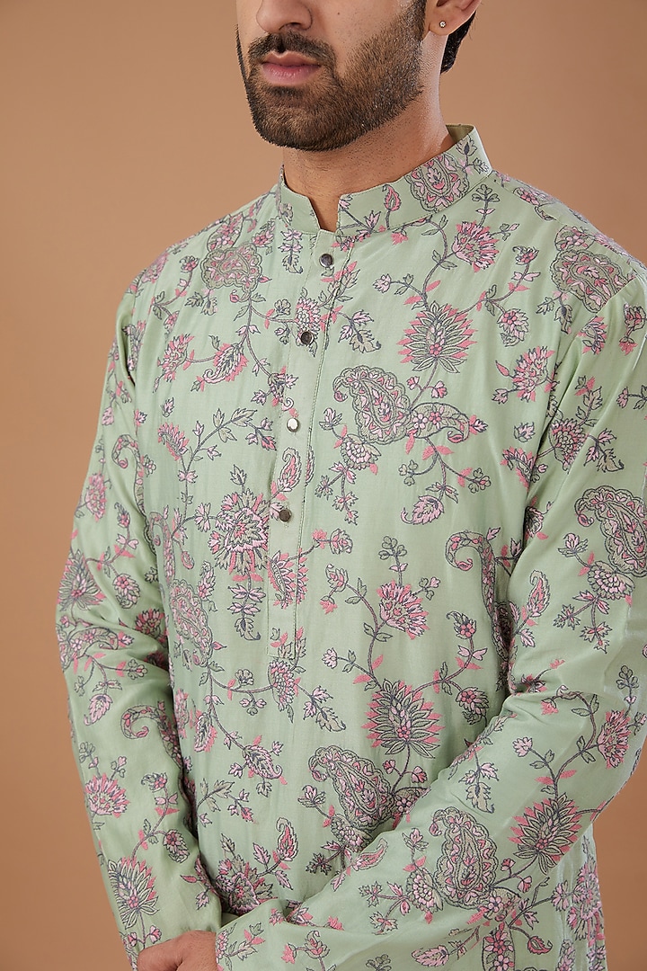 Mint Chanderi Silk Thread Embroidered Kurta Set by Qbik Men at Pernia's Pop Up Shop