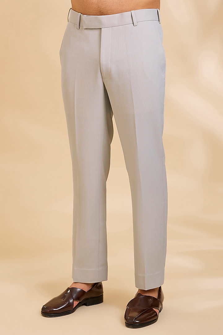 Ivory Silk Groom Indowestern Set by Qbik Men at Pernia's Pop Up Shop