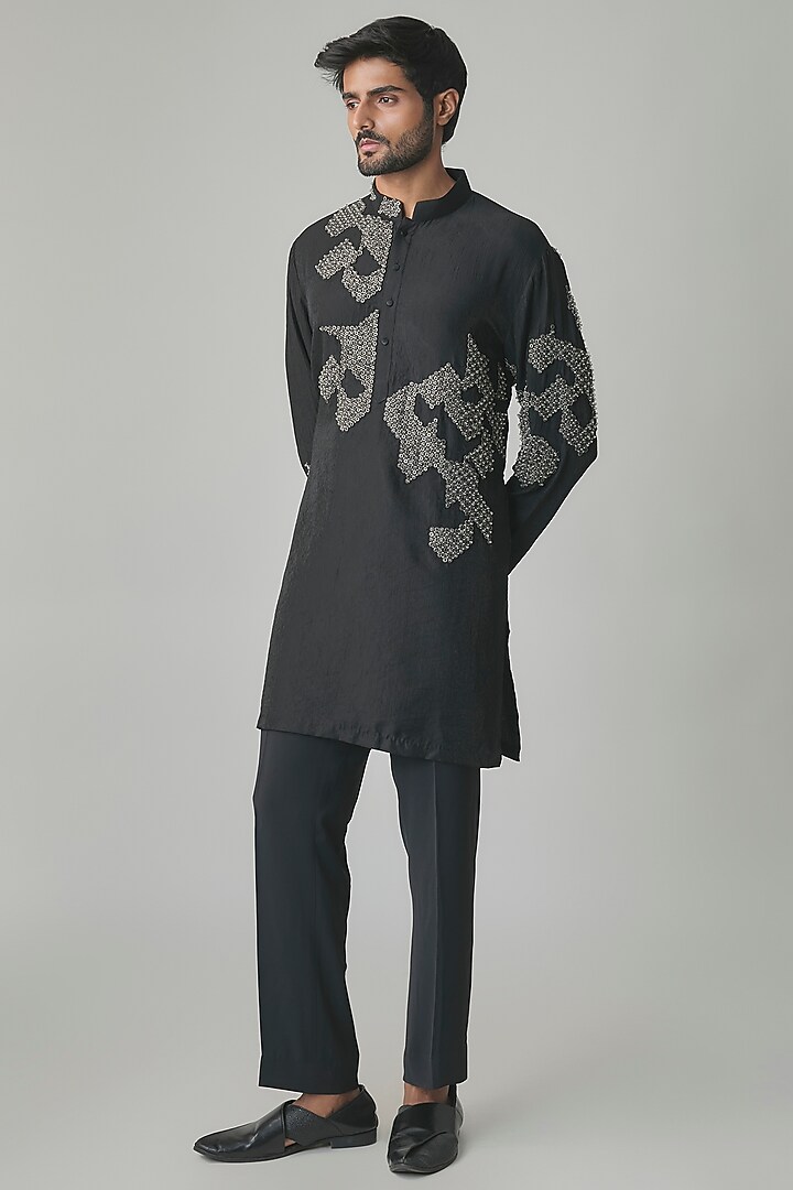 Black Chanderi Kurta Set by Qbik Men at Pernia's Pop Up Shop