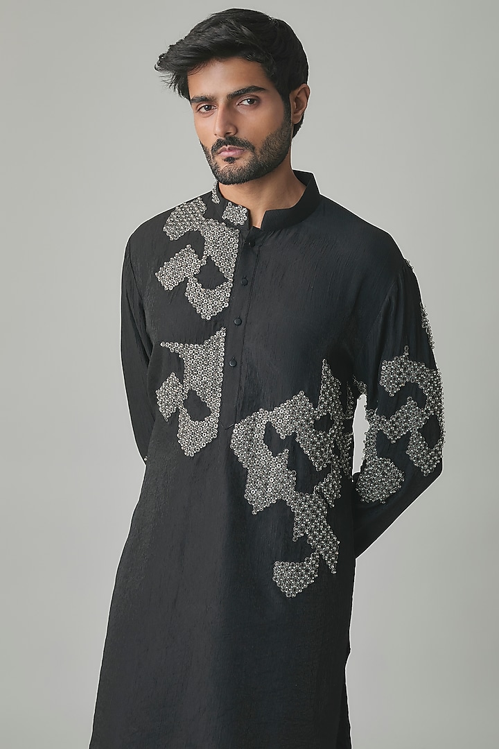 Black Chanderi Kurta Set by Qbik Men at Pernia's Pop Up Shop