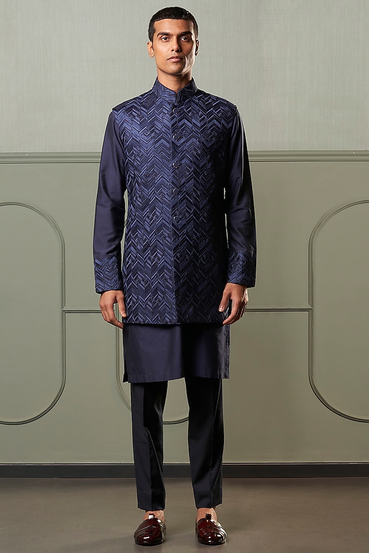 Blue Kurta Set With Embroidered Nehru Jacket by Qbik Men