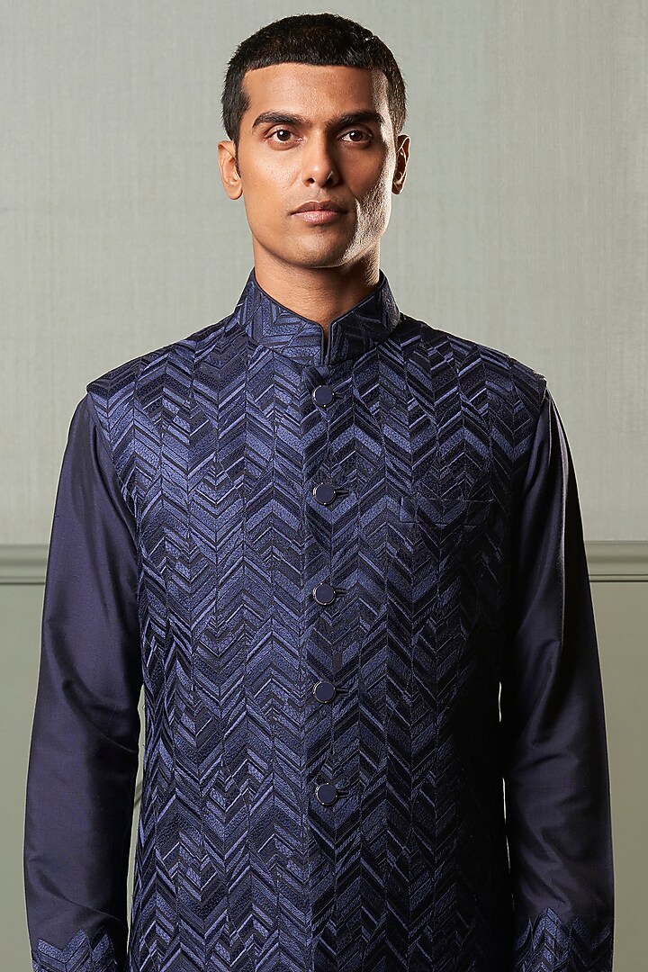 Blue Kurta Set With Embroidered Nehru Jacket by Qbik Men at Pernia's Pop Up Shop