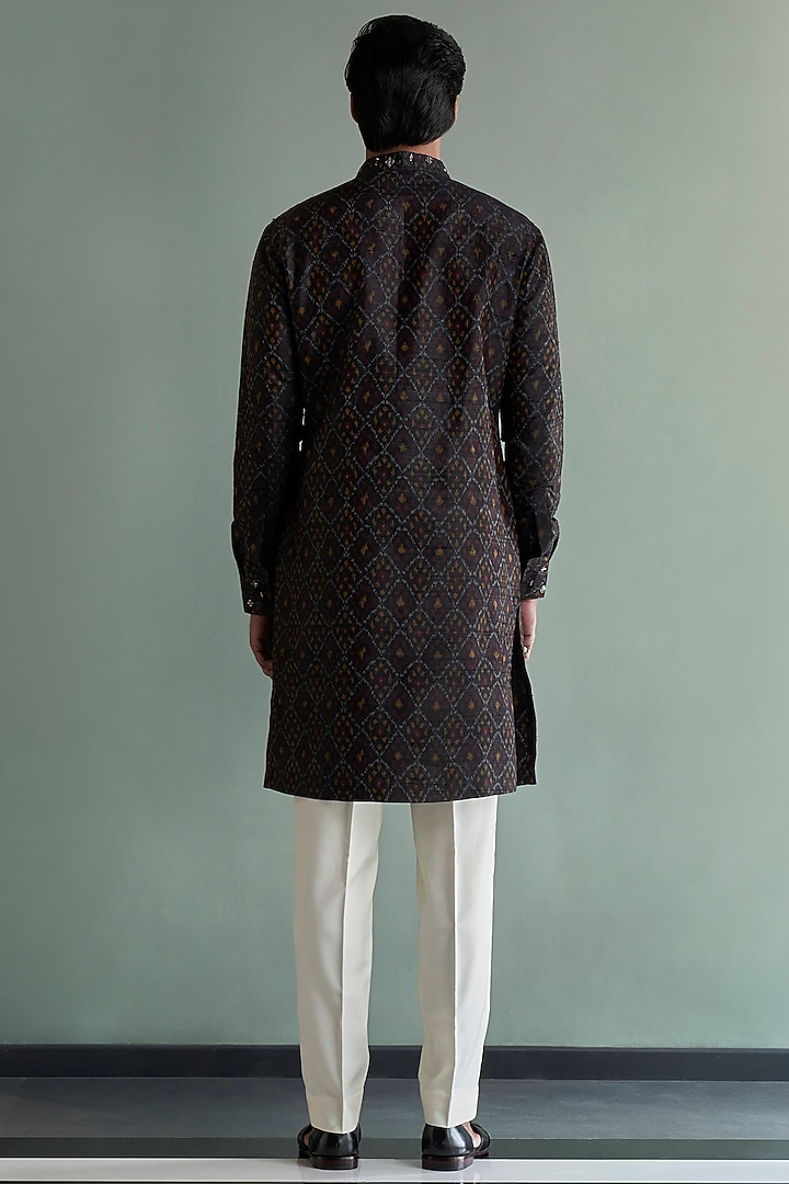 Black Embroidered Ikat Kurta Set by Qbik Men at Pernia's Pop Up Shop