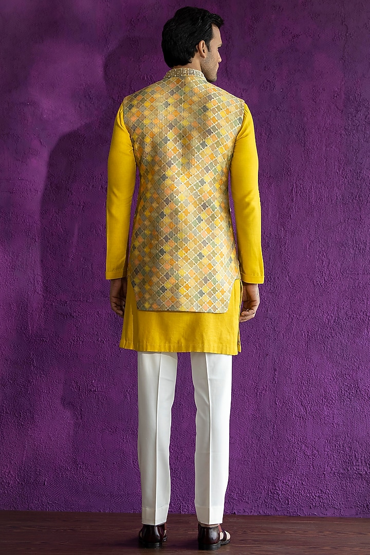 Mustard Chanderi & Silk Brocade Printed Bundi Jacket Set by Qbik Men at Pernia's Pop Up Shop