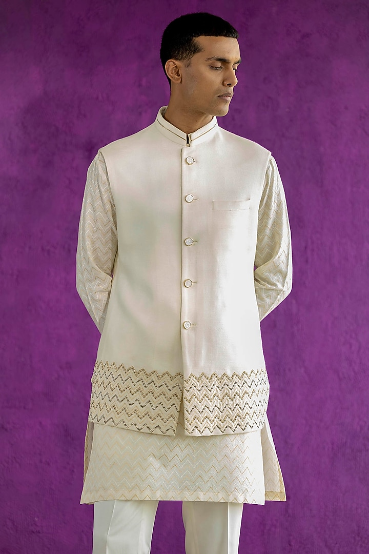 Ivory Embroidered Bundi Jacket With Kurta Set by Qbik Men at Pernia's Pop Up Shop
