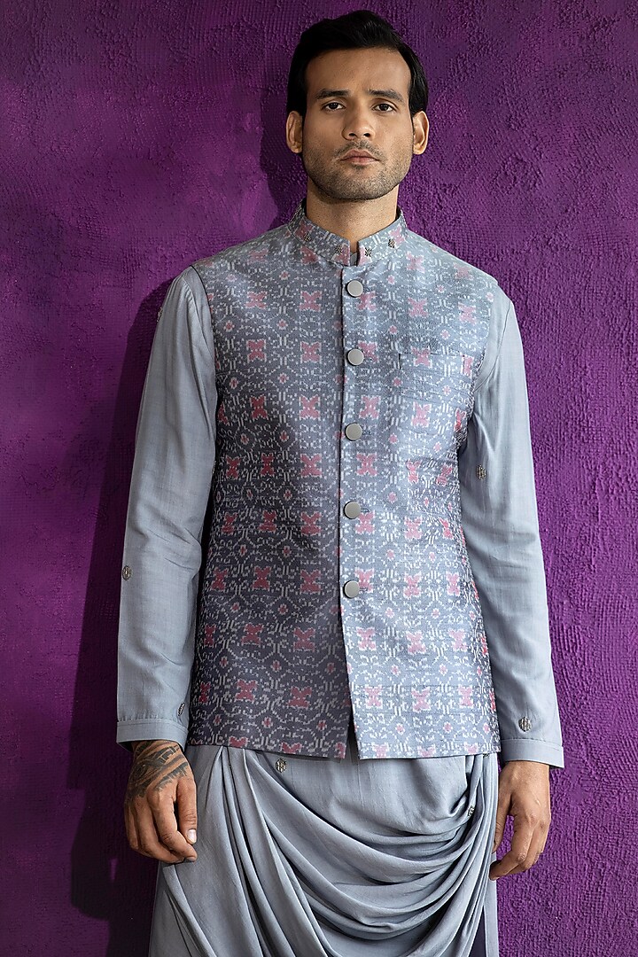 Grey Ikat Bundi Jacket With Embroidered Kurta Set by Qbik Men at Pernia's Pop Up Shop