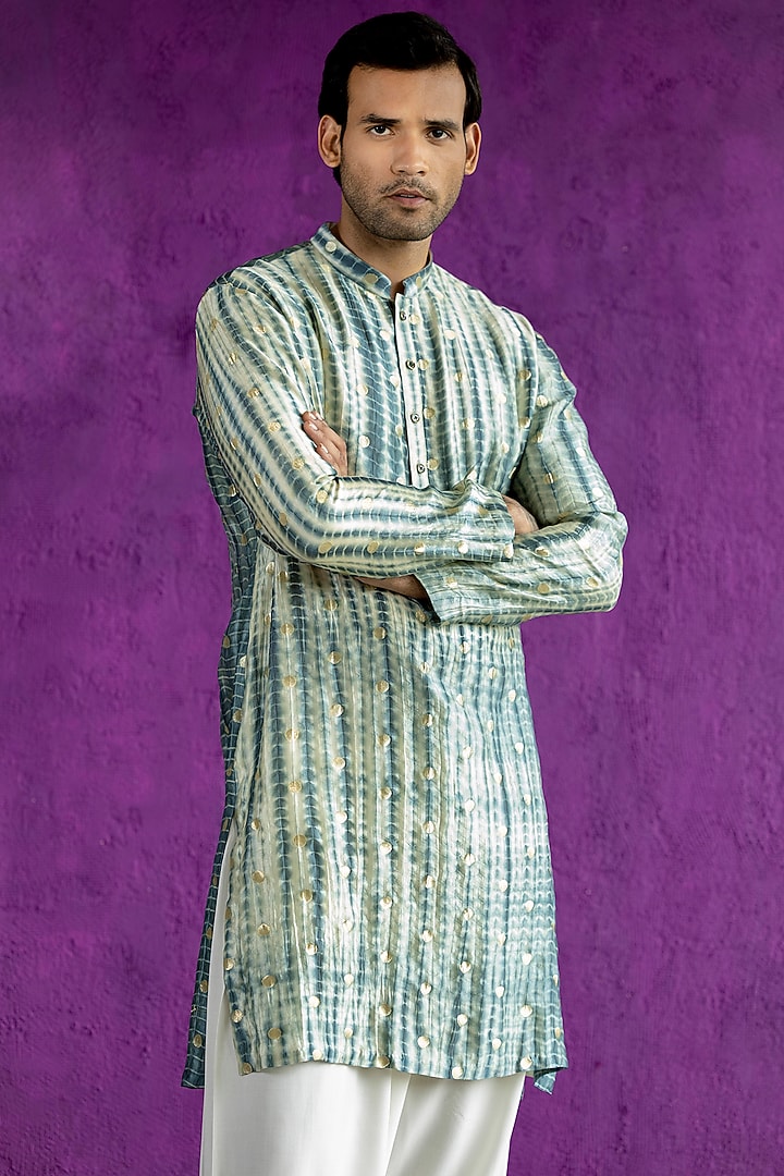 Grey Bandhani Kurta Set by Qbik Men at Pernia's Pop Up Shop