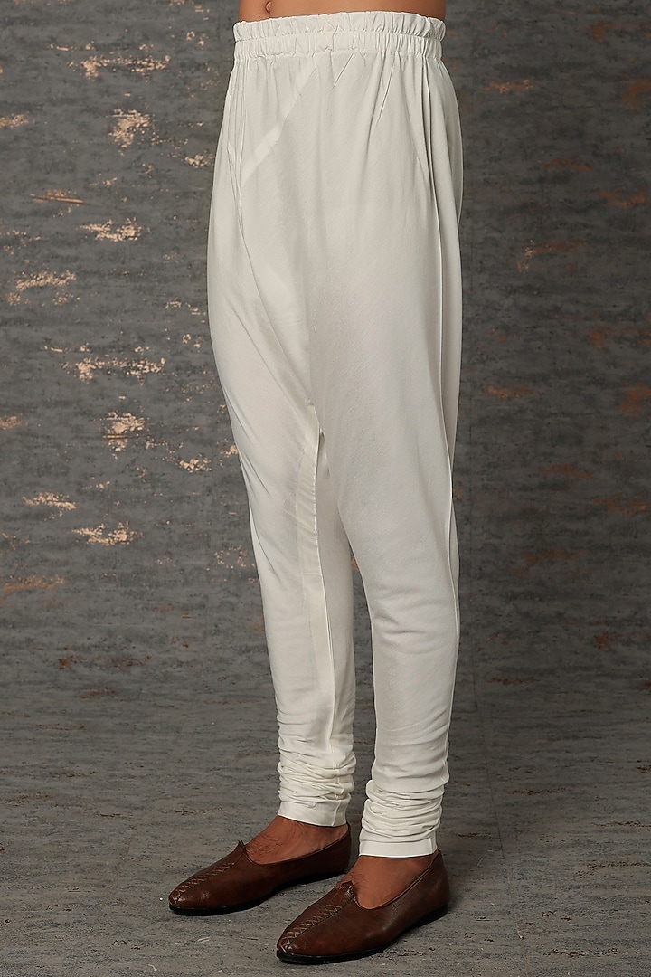 Off-White Embroidered Wedding Sherwani Set by Qbik Men at Pernia's Pop Up Shop