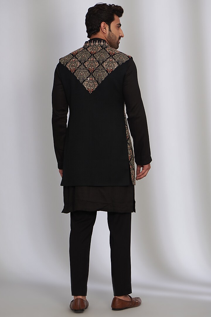 Black Silk & Wool Embroidered Bundi Jacket Set by Qbik Men at Pernia's Pop Up Shop