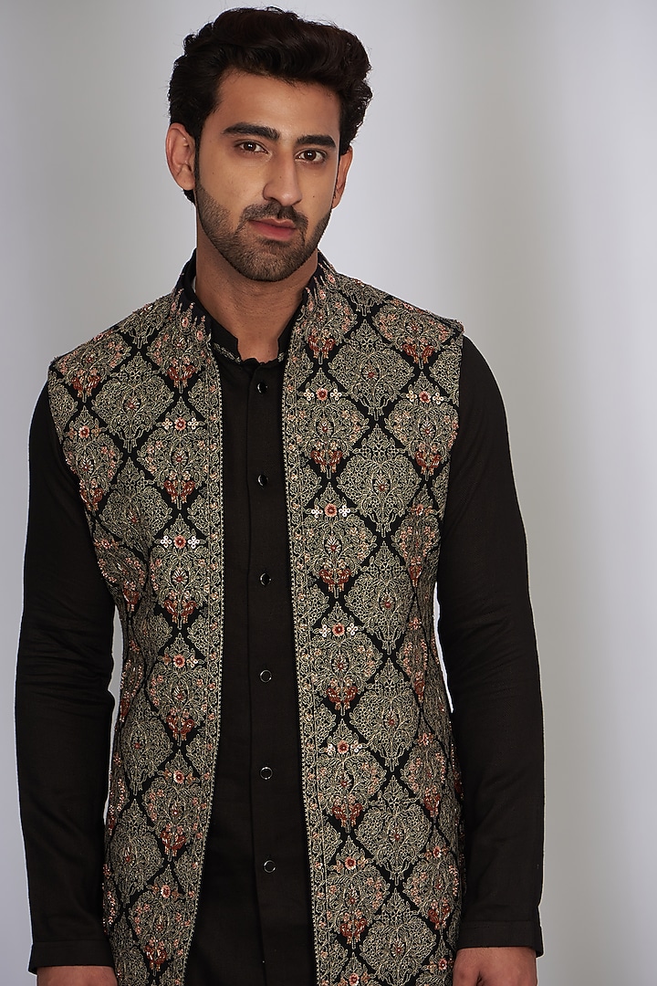 Black Silk & Wool Embroidered Bundi Jacket Set by Qbik Men at Pernia's Pop Up Shop