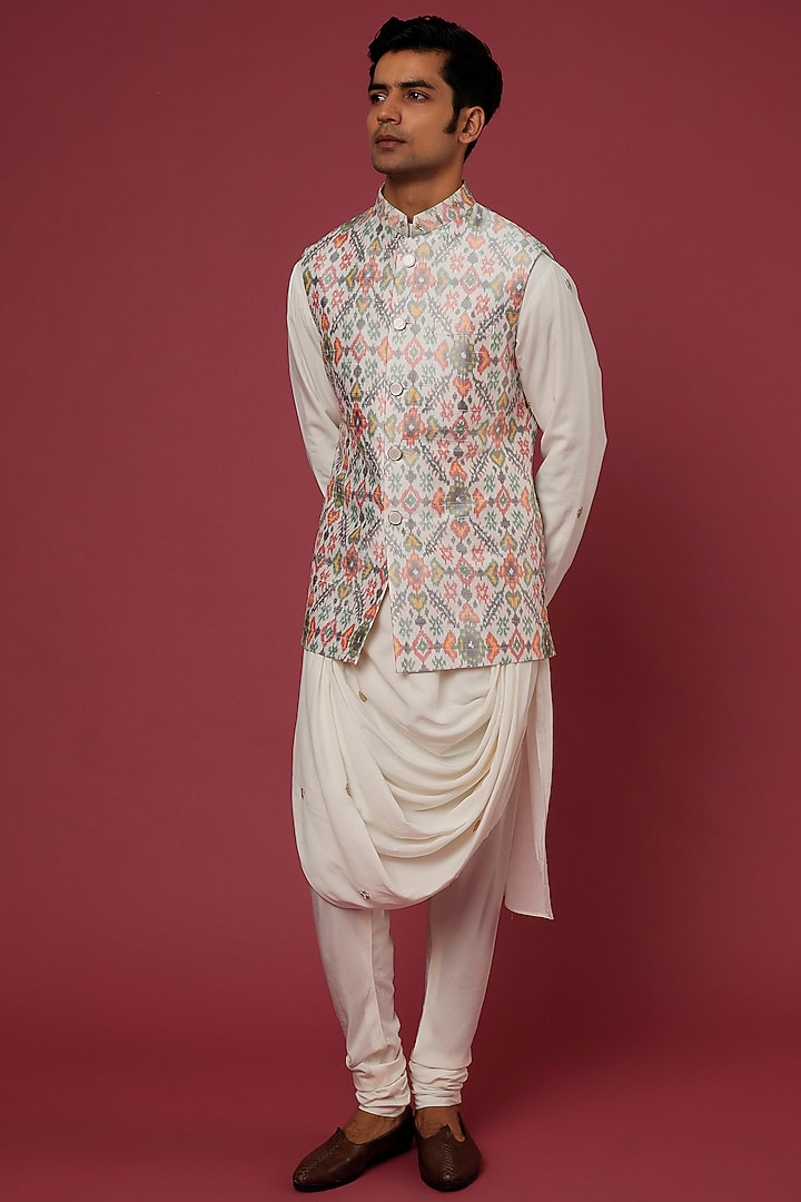 Ivory Printed Bundi Jacket With Kurta Set by Qbik Men at Pernia's Pop Up Shop