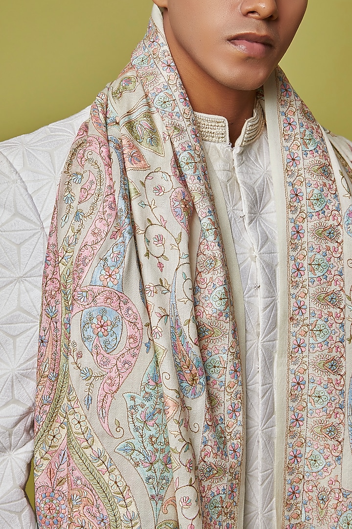 Off-White Wool Embroidered Stole by Qbik Men at Pernia's Pop Up Shop