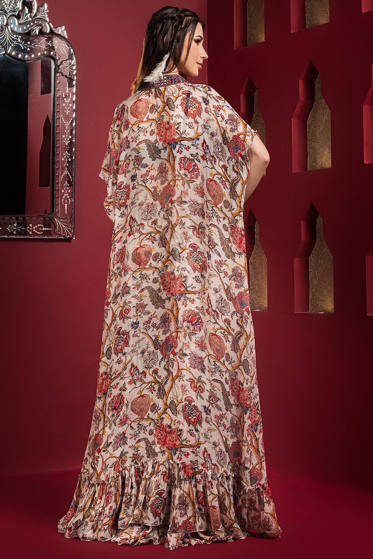 Off-White Chiffon Printed Tiered Sharara Set by Q by Sonia Baderia at  Pernia's Pop Up Shop 2026