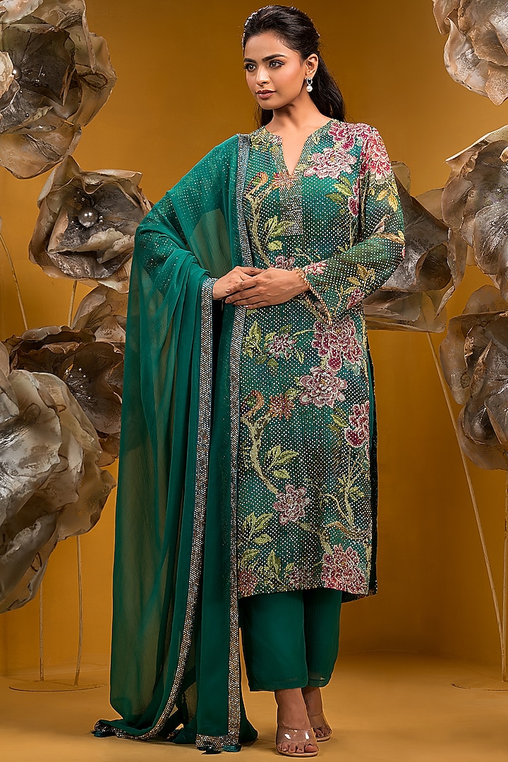 Green Chiffon Printed Kurta Set by Q by Sonia Baderia at Pernia's Pop Up Shop