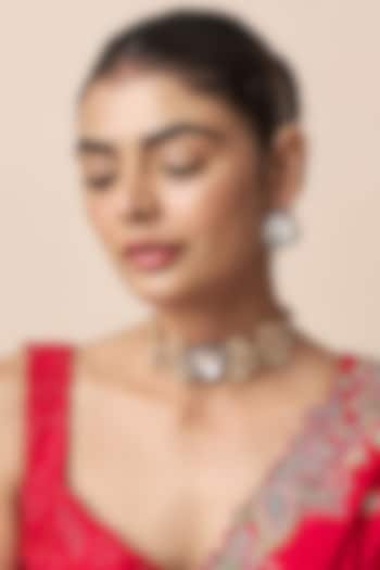 Two-Tone Finish Kundan Polki Choker Necklace Set by Qisbyashmeet at Pernia's Pop Up Shop