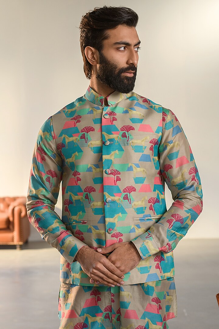 Grey Russian Silk Digital Printed Bundi Set by Quintessential Basic at Pernia's Pop Up Shop