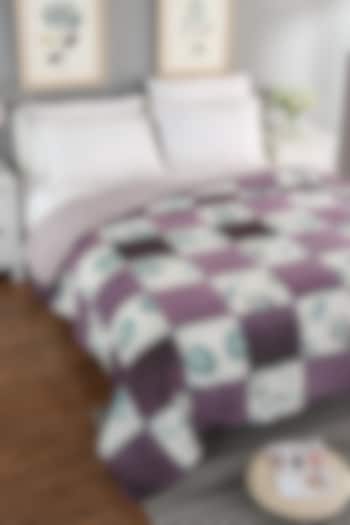 Multi-Colored Patchwork Quilted Bedspread by Quilting Tree