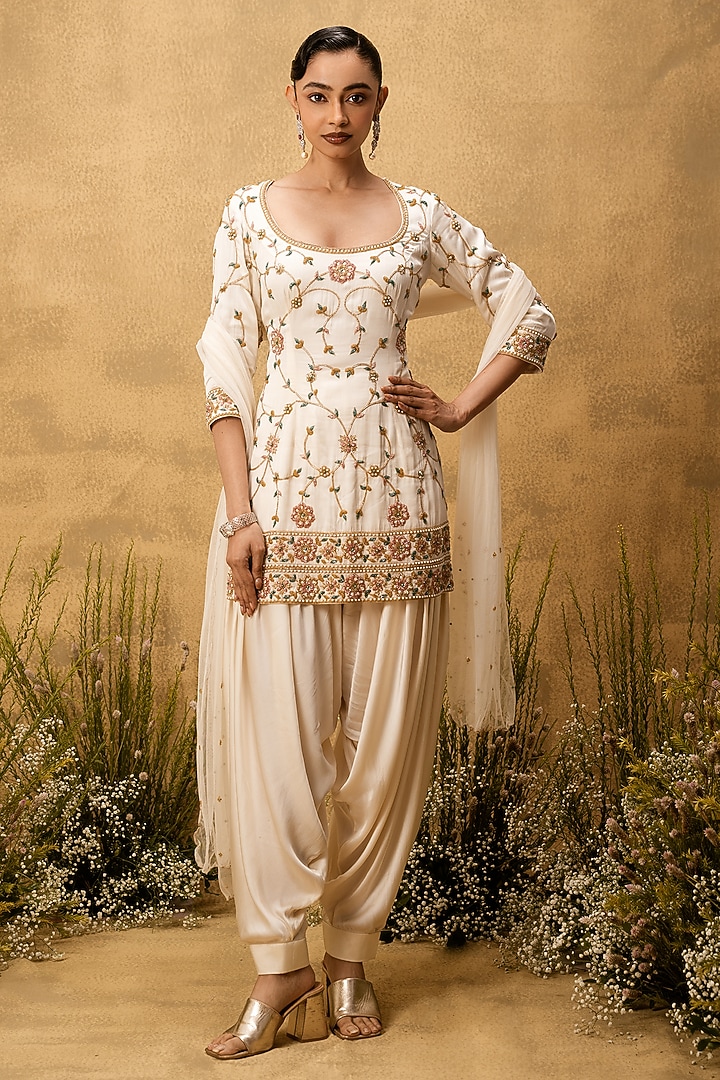 Ivory Modal Satin Cutdana Hand Embroidered Kurta Set by Quench A Thirst at Pernia's Pop Up Shop