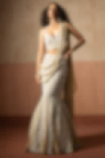 Champagne Beige Georgette Hand Embroidered Fishtail Skirt Reception Saree Set by Quench A Thirst at Pernia's Pop Up Shop