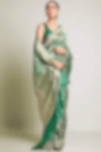 Green Kadhwa Jangla Saree Set by Raagsutra