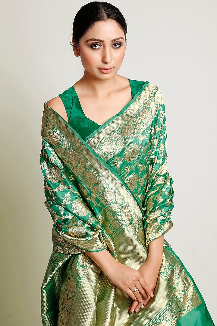 Green Kadhwa Jangla Reception Saree Set by Raagsutra at Pernia's Pop Up Shop