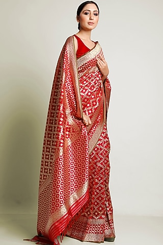 Red Kadhwa Jangla Saree Set by Raagsutra