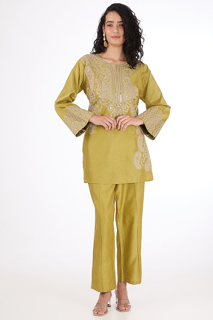 Glaze Mustard Dola Silk Applique Embroidered Kurta Set For Girls by Raas Couture
