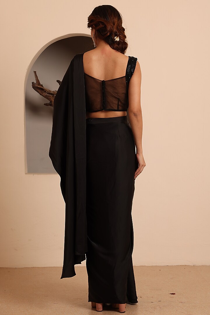 Black Armani Satin Pre-Stitched Saraee Set by Raas Couture at Pernia's Pop Up Shop