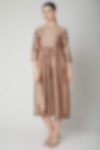 Nude Gathered Silk Kurta by Rachana Ved at Pernia's Pop Up Shop