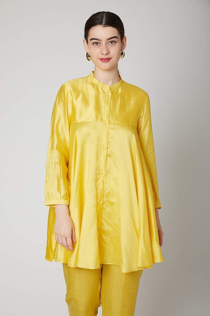 Powder Yellow Flared Short Kurta by Rachana Ved at Pernia's Pop Up Shop