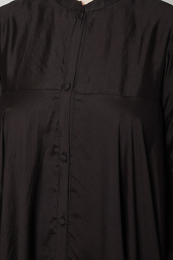 Black Flared Short Kurta by Rachana Ved at Pernia's Pop Up Shop