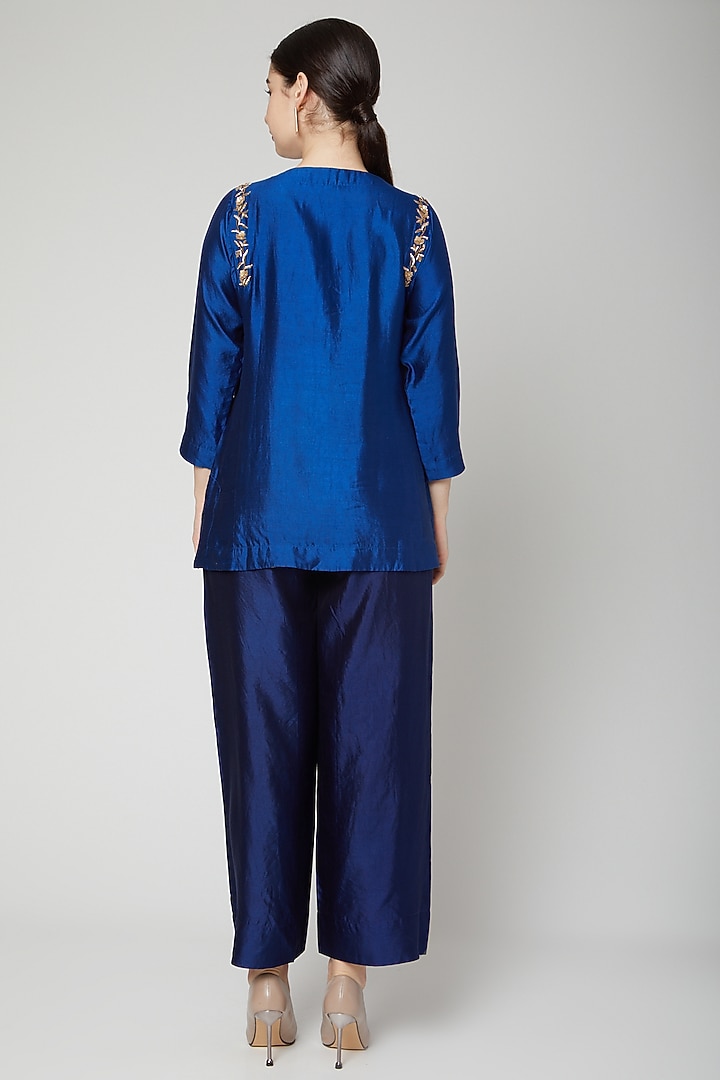 Royal Blue Embroidered Short Kurta by Rachana Ved at Pernia's Pop Up Shop
