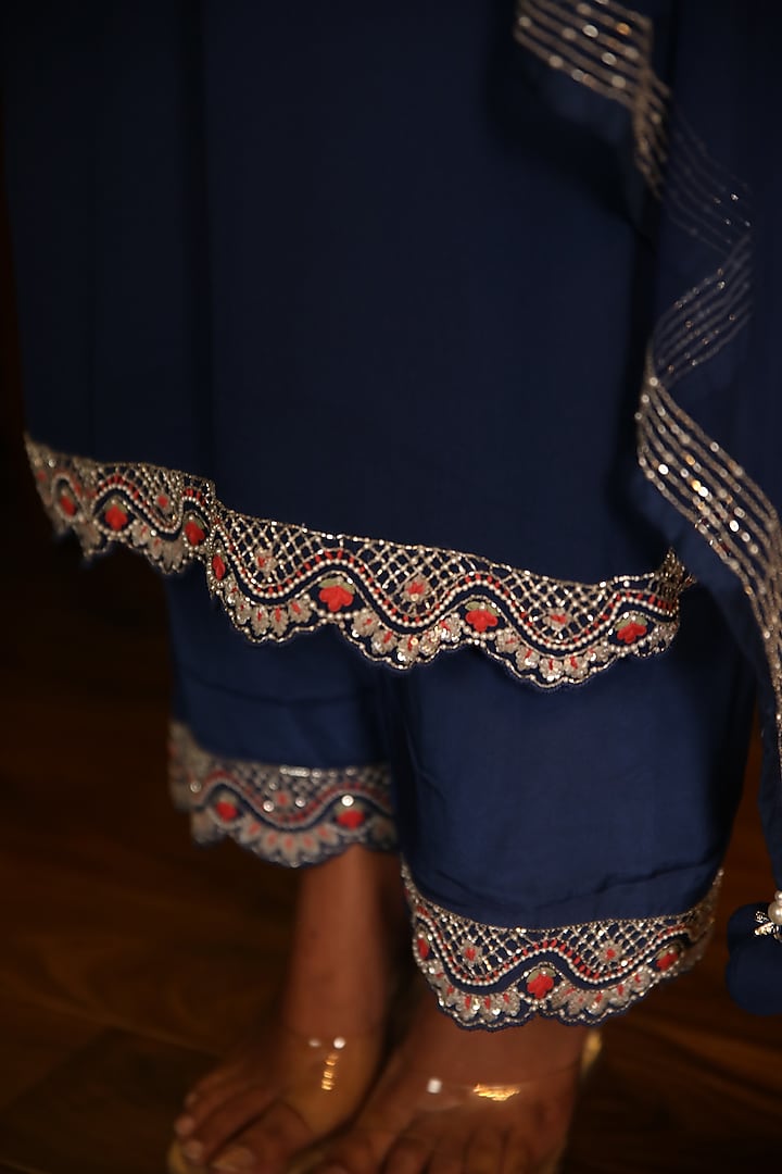Egyptian Blue Georgette Hand Embroidered Straight Kurta Set by Radha Sharma at Pernia's Pop Up Shop