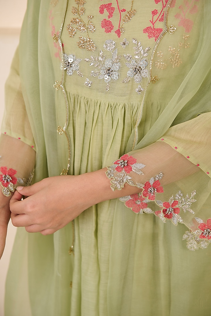 Mint Green Chanderi Cotton Hand Embroidered Straight Kurta Set by Radha Sharma at Pernia's Pop Up Shop