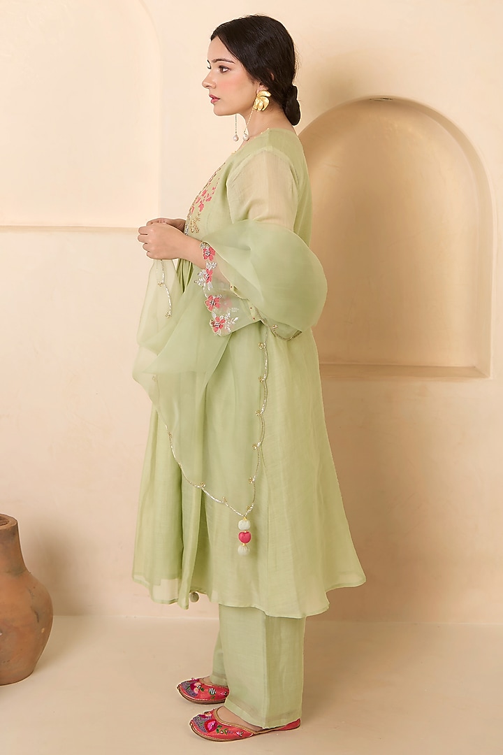 Mint Green Chanderi Cotton Hand Embroidered Straight Kurta Set by Radha Sharma at Pernia's Pop Up Shop