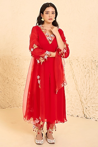 Red Georgette Hand Embroidered Straight Kurta Set by Radha Sharma