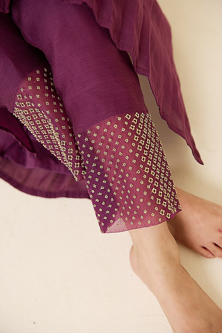 Purple Mauve Chanderi Cotton Blend Hand Embroidered Straight Kurta Set by Radha Sharma at Pernia's Pop Up Shop