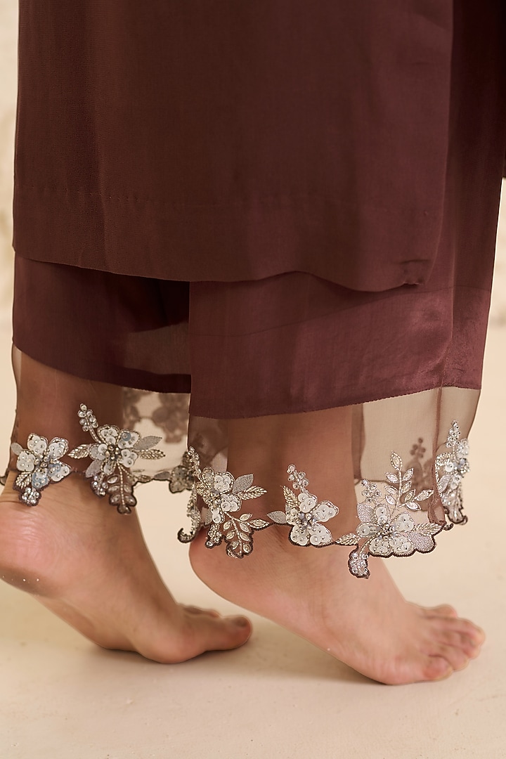 Brown Georgette Hand Embroidered Straight Kurta Set by Radha Sharma at Pernia's Pop Up Shop