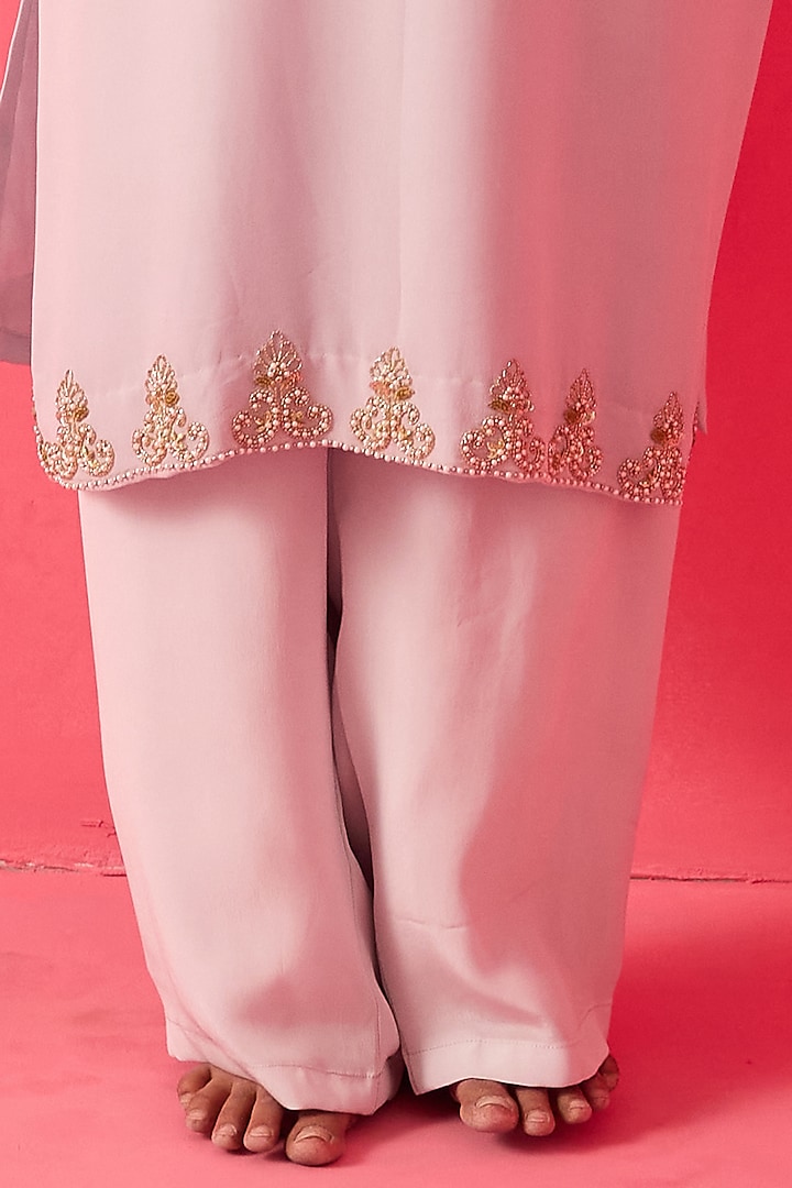 Steel Grey Georgette Pearl Handwork Kurta Set by Radha Sharma at Pernia's Pop Up Shop