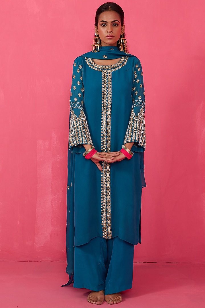 Persian Teal Green Georgette Pearl Handwork Kurta Set by Radha Sharma at Pernia's Pop Up Shop