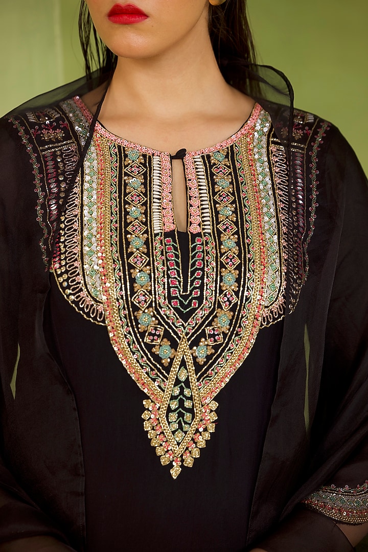 Black Georgette Sequins Embroidered Kurta Set by Radha Sharma at Pernia's Pop Up Shop