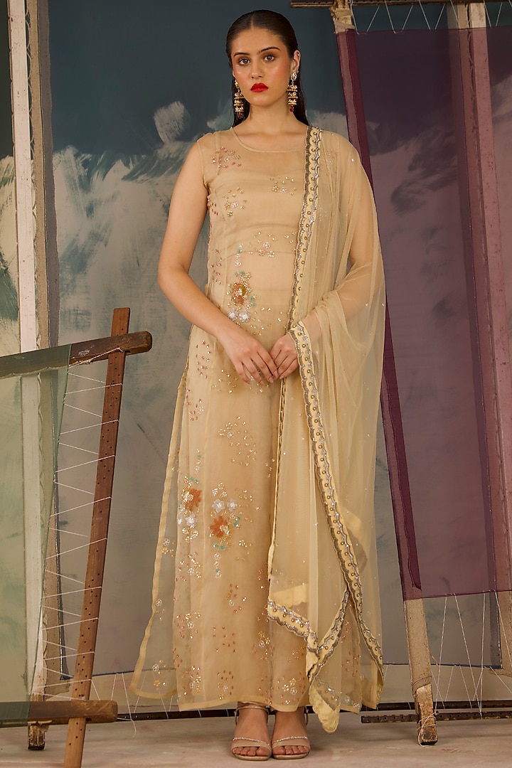 Gold Organza Hand Embroidered Kurta Set by Radha Sharma at Pernia's Pop Up Shop