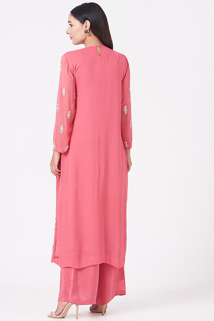 Ruby Pink Hand Embroidered Straight Kurta Set by Radha Sharma at Pernia's Pop Up Shop