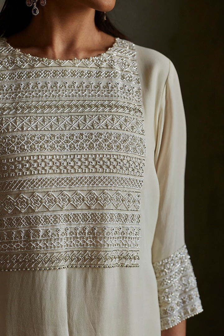 Ivory Aari Hand Embroidered A-Line Kurta Set by Radha Sharma at Pernia's Pop Up Shop