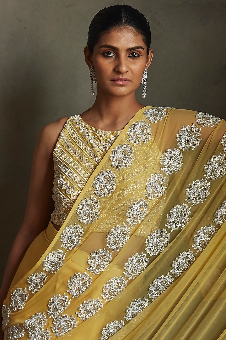 Faded Yellow Embroidered & Printed Pleated Wedding Saree Set by Radha Sharma at Pernia's Pop Up Shop